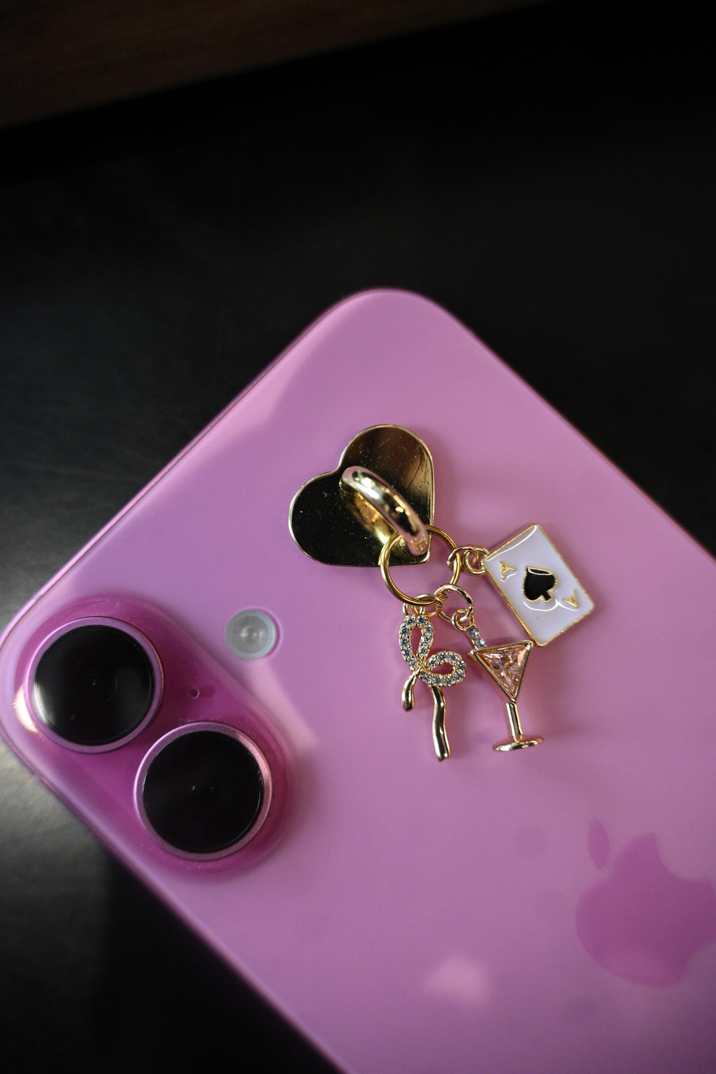Bijou de Téléphone Suzy Glam - Attache Coque Cœur Lisse
