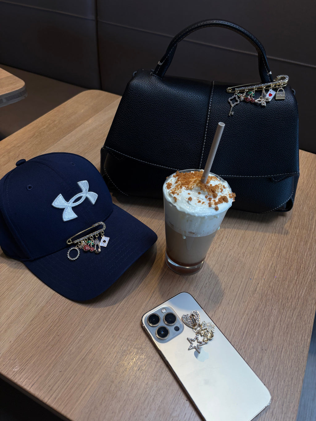 Bijou de Téléphone Star Shine - Attache Coque Cœur Strass⁠