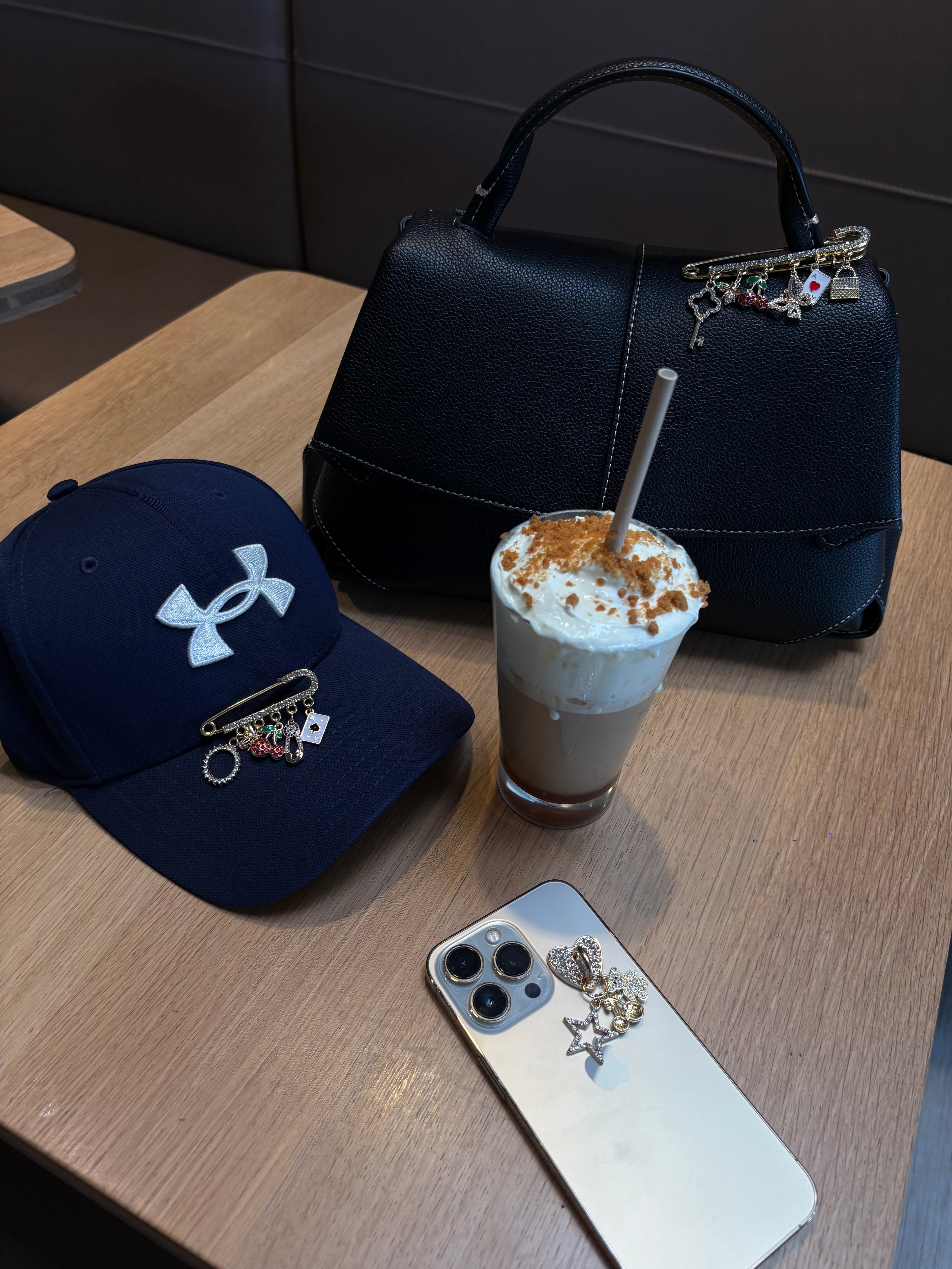 Bijou de Téléphone Star Shine - Attache Coque Cœur Strass⁠
